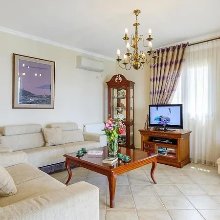Βίλα Lassi Sleeps 7 Pool Air Con Wifi Λάσση