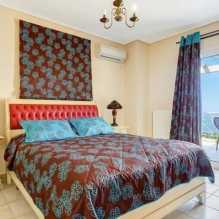 Βίλα Lassi Sleeps 7 Pool Air Con Wifi *